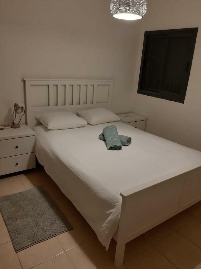 Spacious Apt. W/ Seaview, Fireplace & Netflix Акко Экстерьер фото